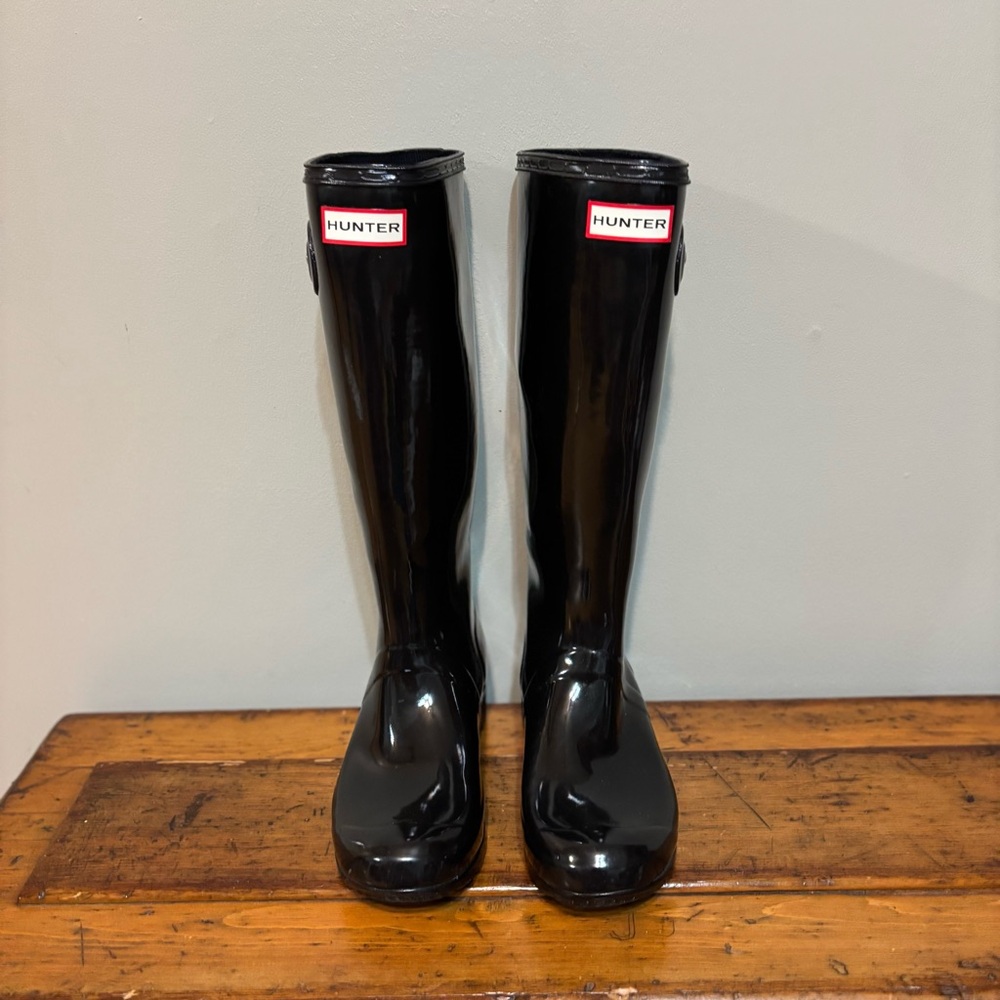 Hunter original tall rain boots in gloss black